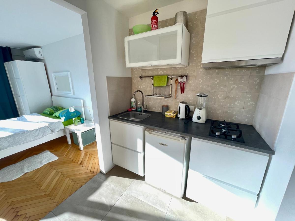 Super Apartament Green Rondo Onz Metro Nowe Wifi 300 Mb/S Aircondition Netflix Spotify Varsovie Extérieur photo